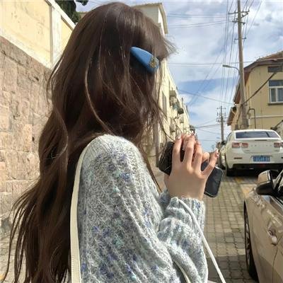 吮指少年